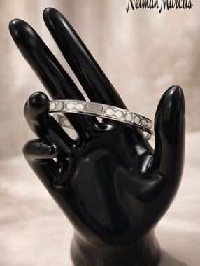 Coach Signature C Enamel Bangle Bracelet Silver Tone Slip-On w/ Gift Box